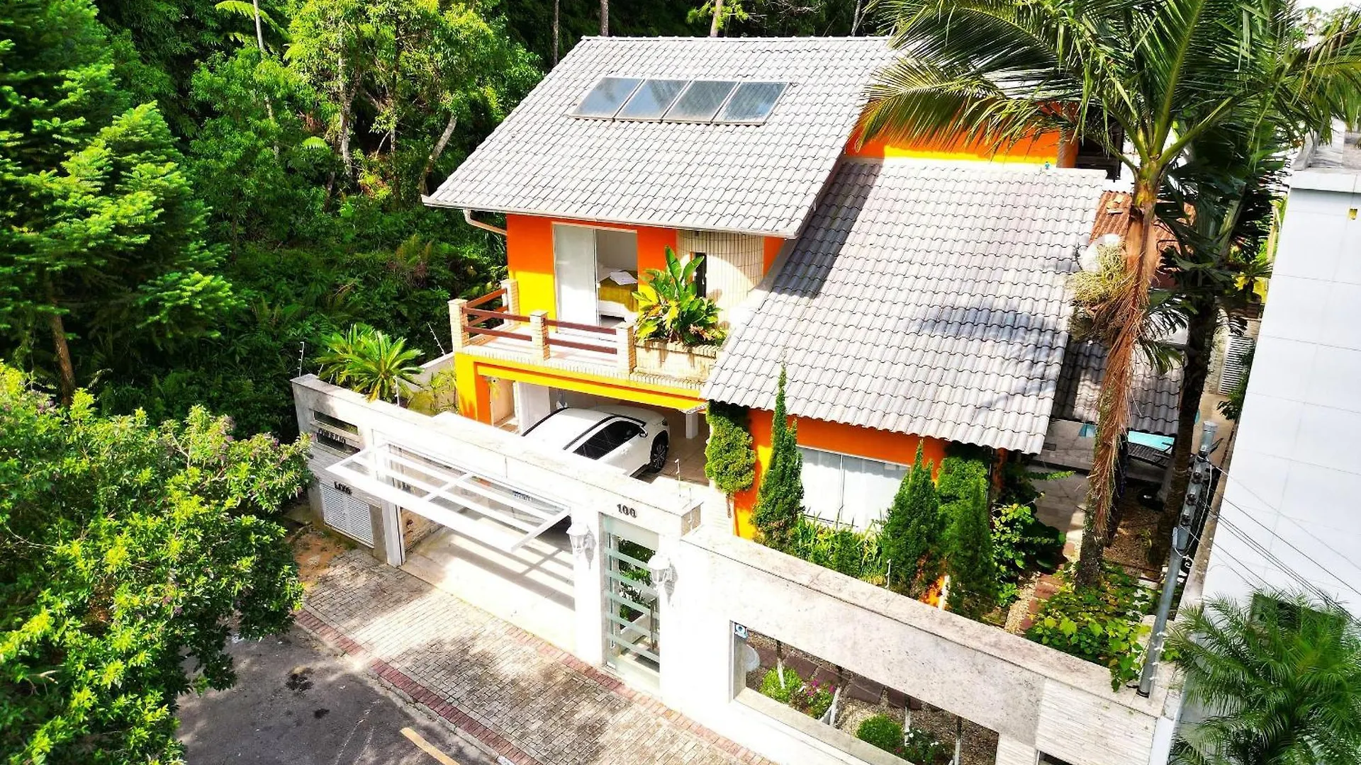 Semesterbostad Curta! |135| Casa | Piscina | Prox. Roda Gigante Balneário Camboriú
