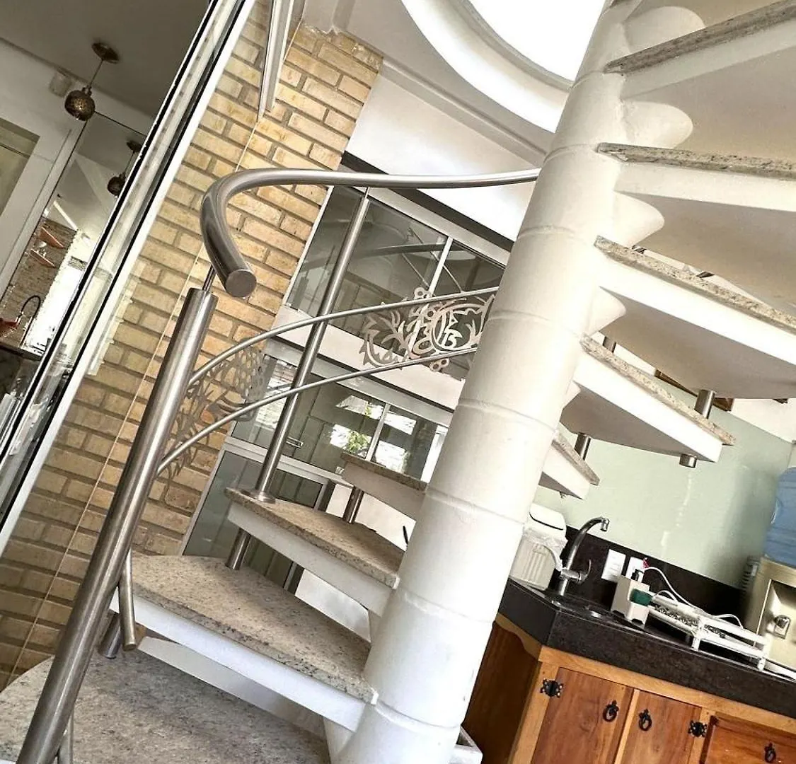 Curta! |135| Casa | Piscina | Prox. Roda Gigante Balneário Camboriú