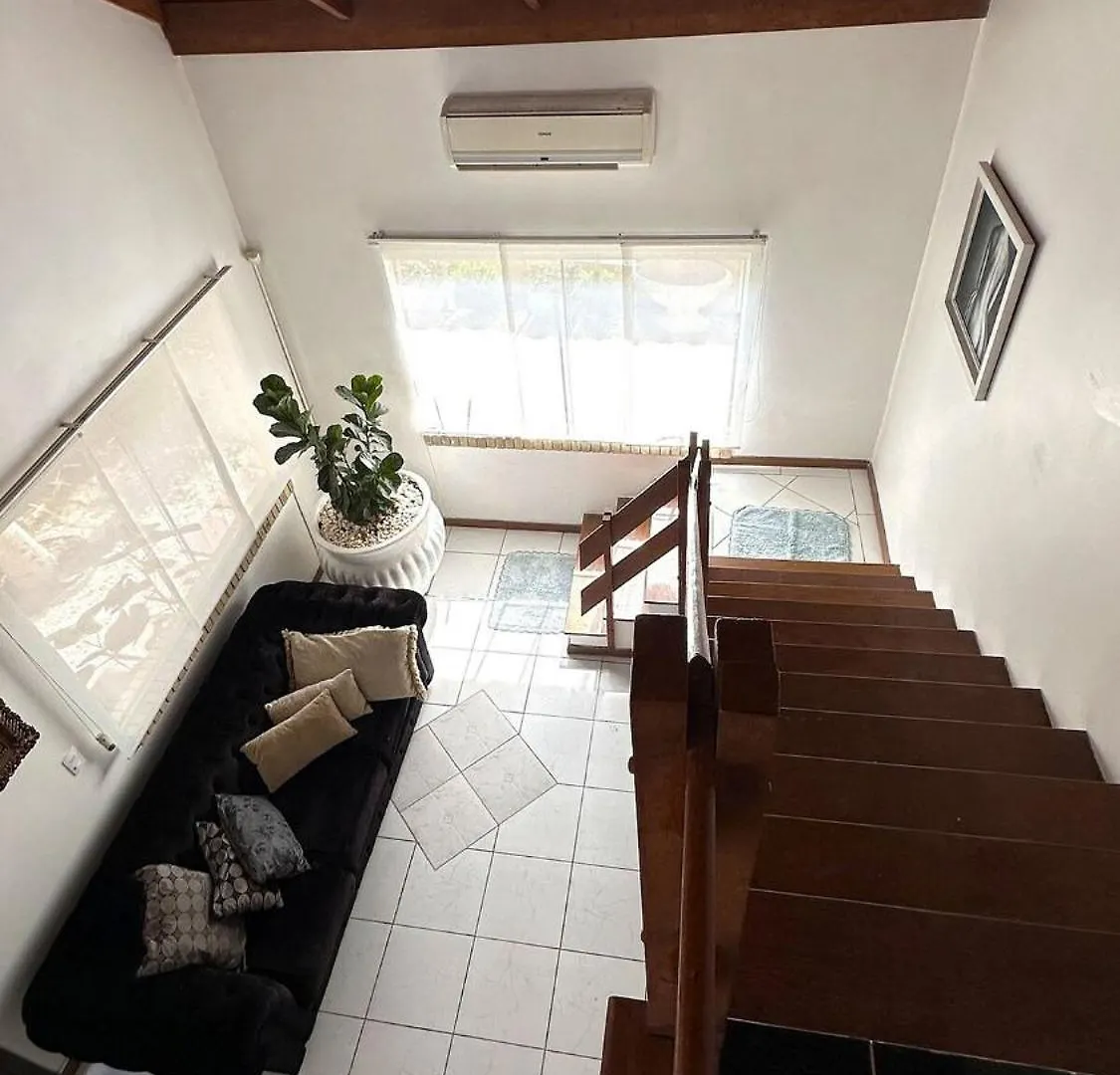 Semesterbostad Curta! |135| Casa | Piscina | Prox. Roda Gigante Balneário Camboriú
